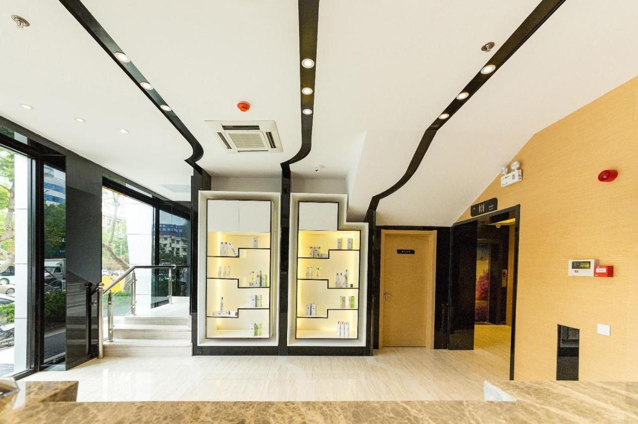 Lavande Hotels Weihai Weigao Square Branch Exterior photo